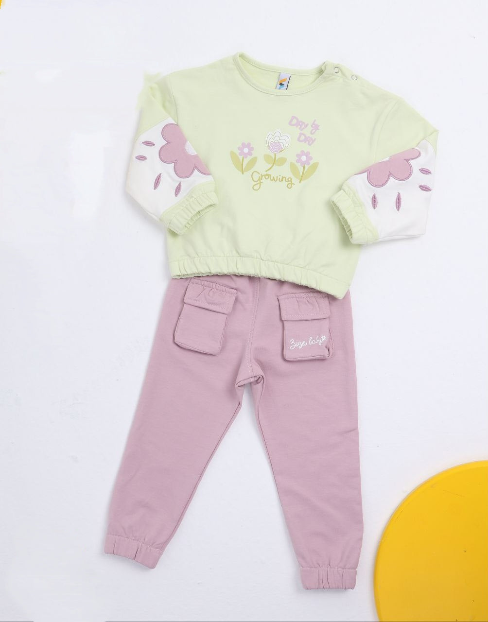 Mädchen-Set aus hochwertiger Baumwolle in zwei Teilen