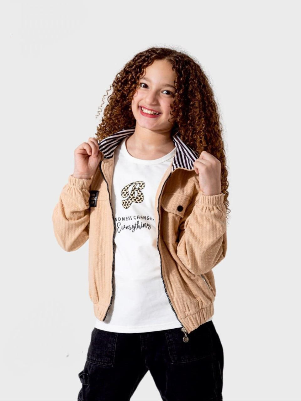 Moderne Mädchen-Jacke