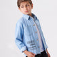 Jungen-Jeanshemd im besonderen, sommerlich-lässigen Stil